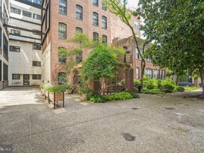 315 New Street 503, Philadelphia PA 19106