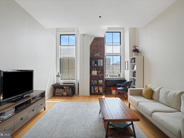 315 New Street 503, Philadelphia PA 19106
