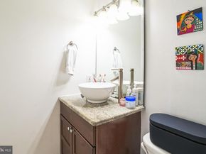 315 New Street 503, Philadelphia PA 19106