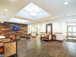 315 New Street 503, Philadelphia PA 19106