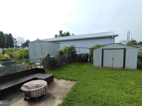 515 Andrews Avenue, Darby PA 19023