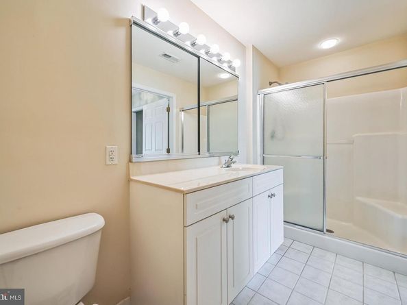 115 Grandview Drive, Warminster PA 18974