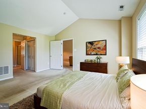 115 Grandview Drive, Warminster PA 18974