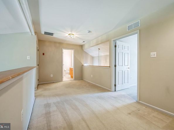115 Grandview Drive, Warminster PA 18974