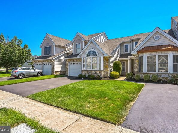 115 Grandview Drive, Warminster PA 18974