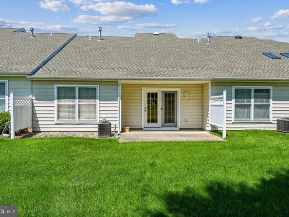 115 Grandview Drive, Warminster PA 18974