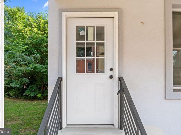 3949 Brown Street, Philadelphia PA 19104