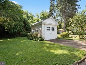 7918 Park Avenue, Elkins Park PA 19027