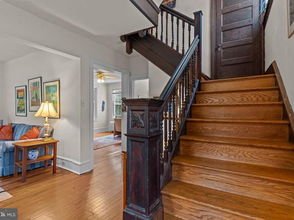 7918 Park Avenue, Elkins Park PA 19027