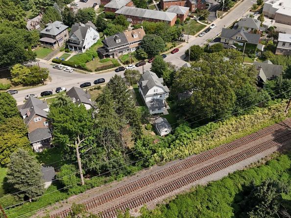 7918 Park Avenue, Elkins Park PA 19027