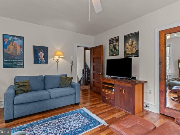 7918 Park Avenue, Elkins Park PA 19027