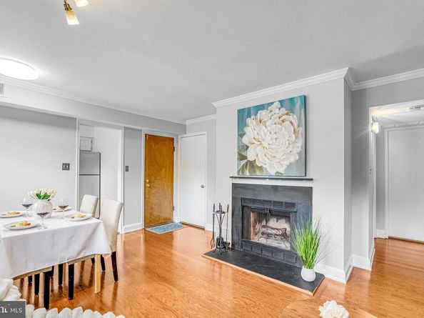 2106 N Scott Street 40, Arlington VA 22209