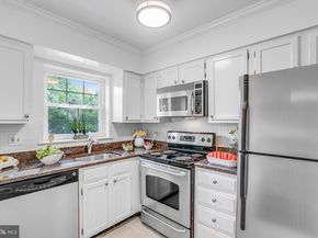 2106 N Scott Street 40, Arlington VA 22209