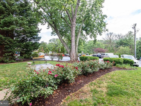 2106 N Scott Street 40, Arlington VA 22209