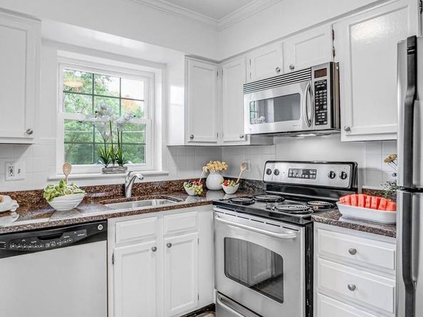 2106 N Scott Street 40, Arlington VA 22209