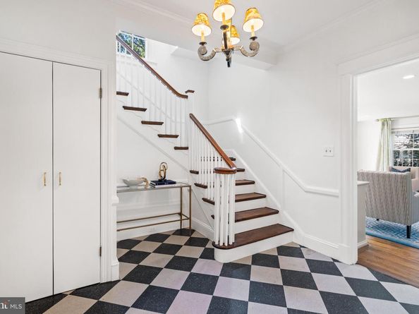 32 W Irving Street, Chevy Chase MD 20815