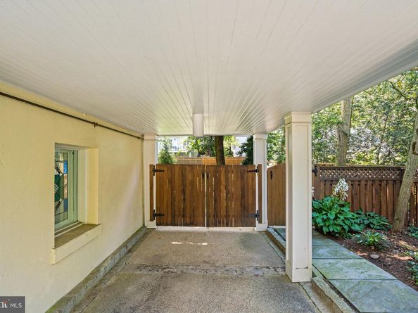32 W Irving Street, Chevy Chase MD 20815