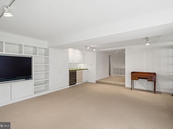32 W Irving Street, Chevy Chase MD 20815
