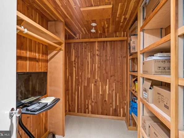 32 W Irving Street, Chevy Chase MD 20815