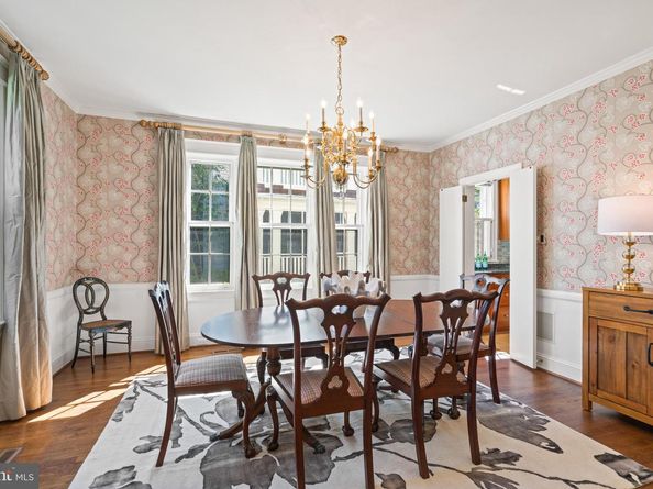 32 W Irving Street, Chevy Chase MD 20815