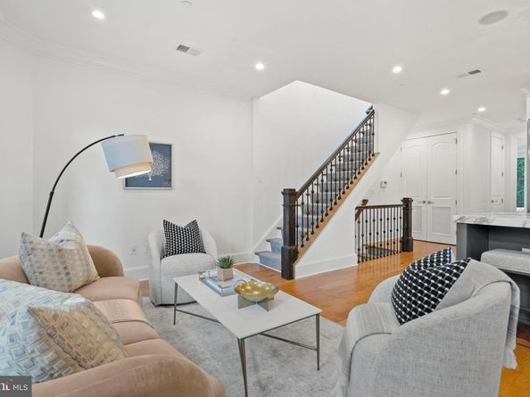 1922 Belmont Road NW 3, Washington DC 20009