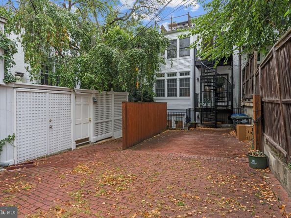 1922 Belmont Road NW 3, Washington DC 20009