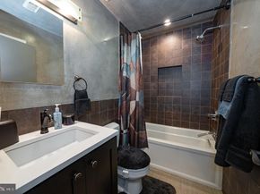 810 N 24TH Street, Philadelphia PA 19130