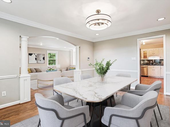 2322 S Pierce Street S, Arlington VA 22202