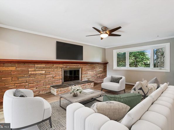 2322 S Pierce Street S, Arlington VA 22202
