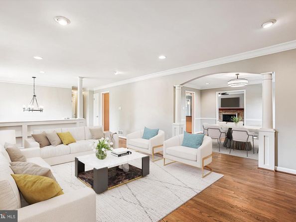 2322 S Pierce Street S, Arlington VA 22202
