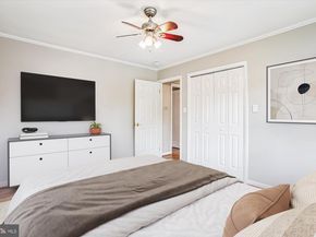 2322 S Pierce Street S, Arlington VA 22202