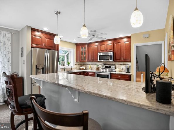 1009 Twist Road, Philadelphia PA 19115