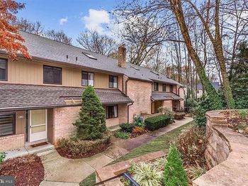 337 Paoli Woods