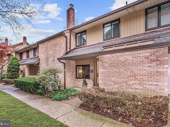 337 Paoli Woods, Paoli PA 19301