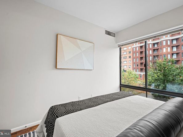 1001 26TH Street NW 308, Washington DC 20037