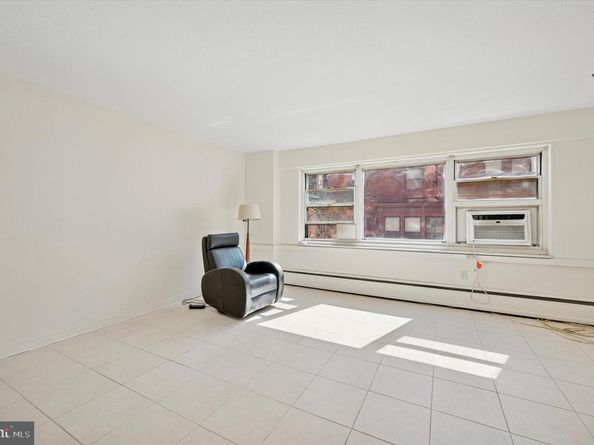 118 S 21st Street 316, Philadelphia PA 19103