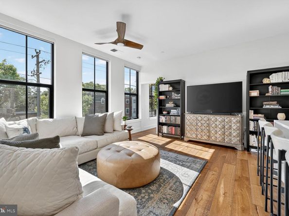 1312 King Street 210, Alexandria VA 22314