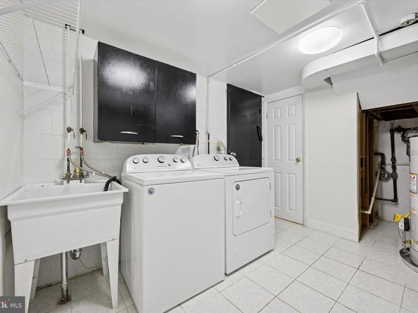 3305 Gurley Road, Philadelphia PA 19154