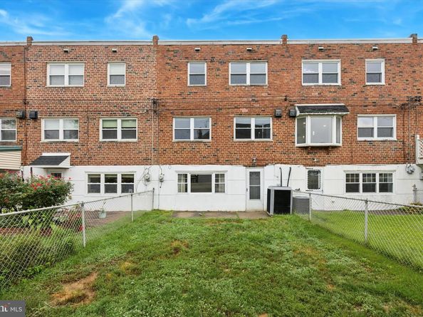 3305 Gurley Road, Philadelphia PA 19154