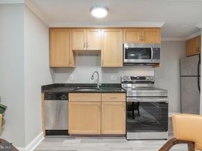 1708 Newton Street NW 104, Washington DC 20010