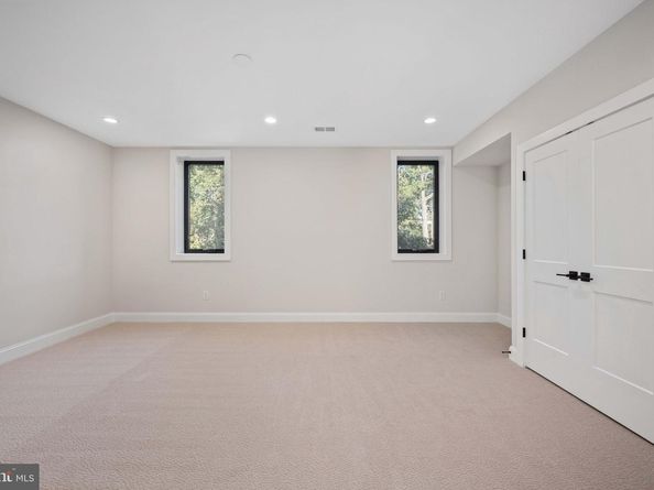 1930 Fisher Court, Falls Church VA 22043