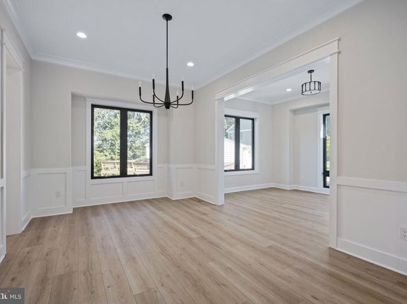 1930 Fisher Court, Falls Church VA 22043