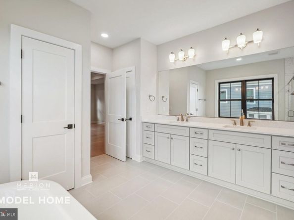 1930 Fisher Court, Falls Church VA 22043