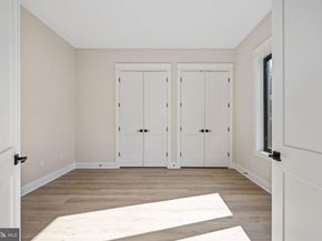 1930 Fisher Court, Falls Church VA 22043