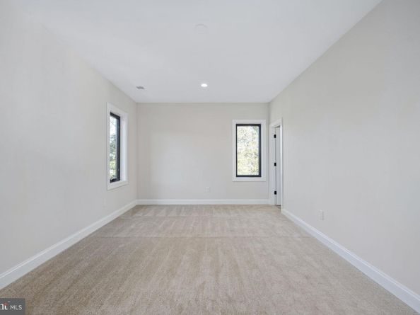 1930 Fisher Court, Falls Church VA 22043