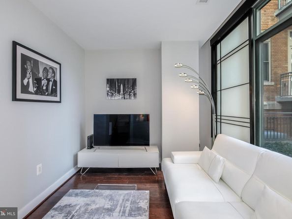 2425 L Street NW 211, Washington DC 20037