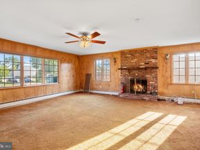 60 Upland Road, Levittown PA 19056