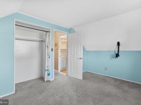60 Upland Road, Levittown PA 19056