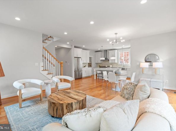 508 E Custis Avenue, Alexandria VA 22301