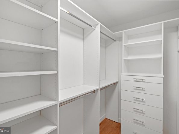 508 E Custis Avenue, Alexandria VA 22301